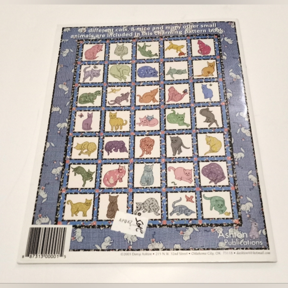 Claire's Cats 35 Quilting Designs Book by Darcy Ashton - Picture 2 of 16